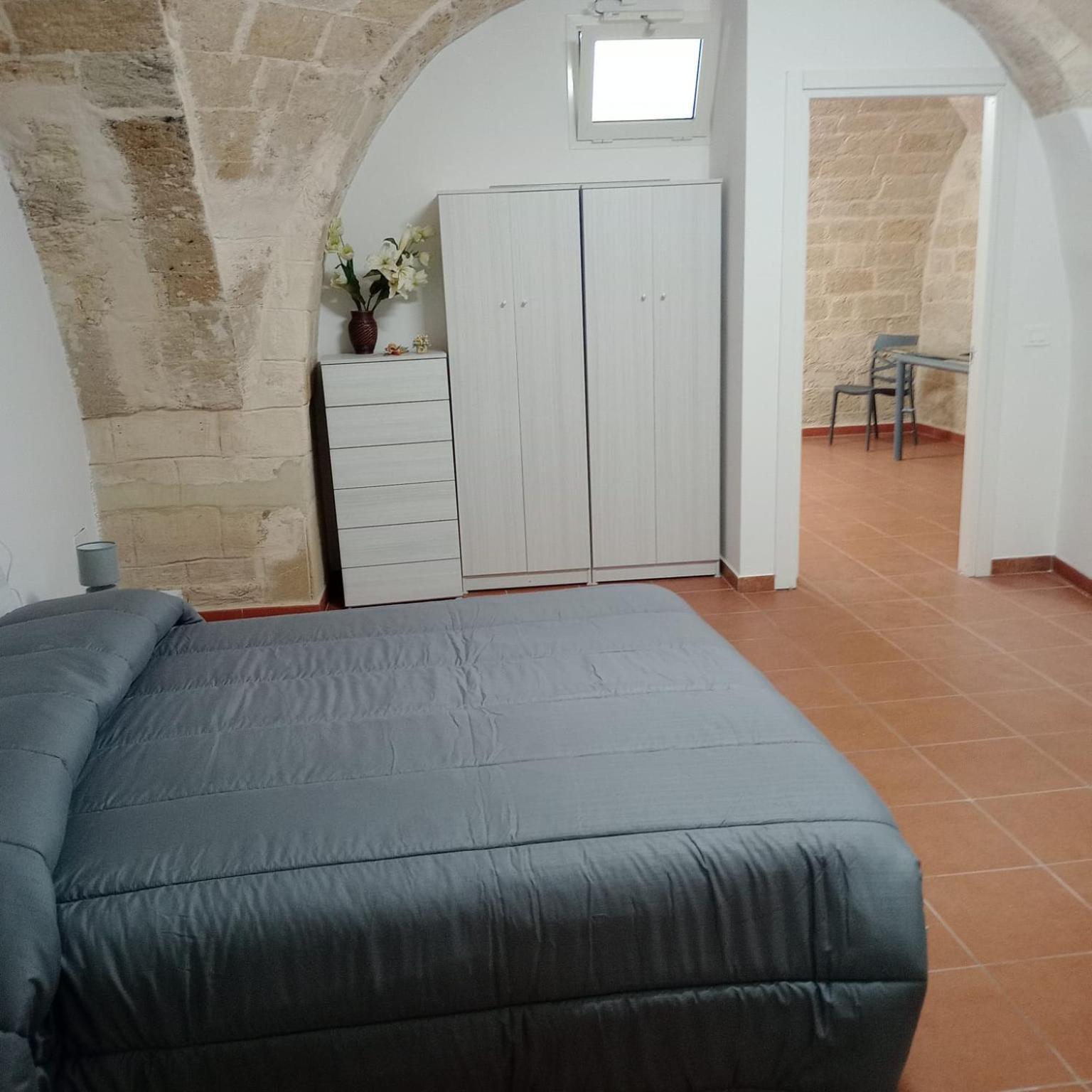 Casa Vacanza Nel Cuore Della Pietra Barletta Kültér fotó