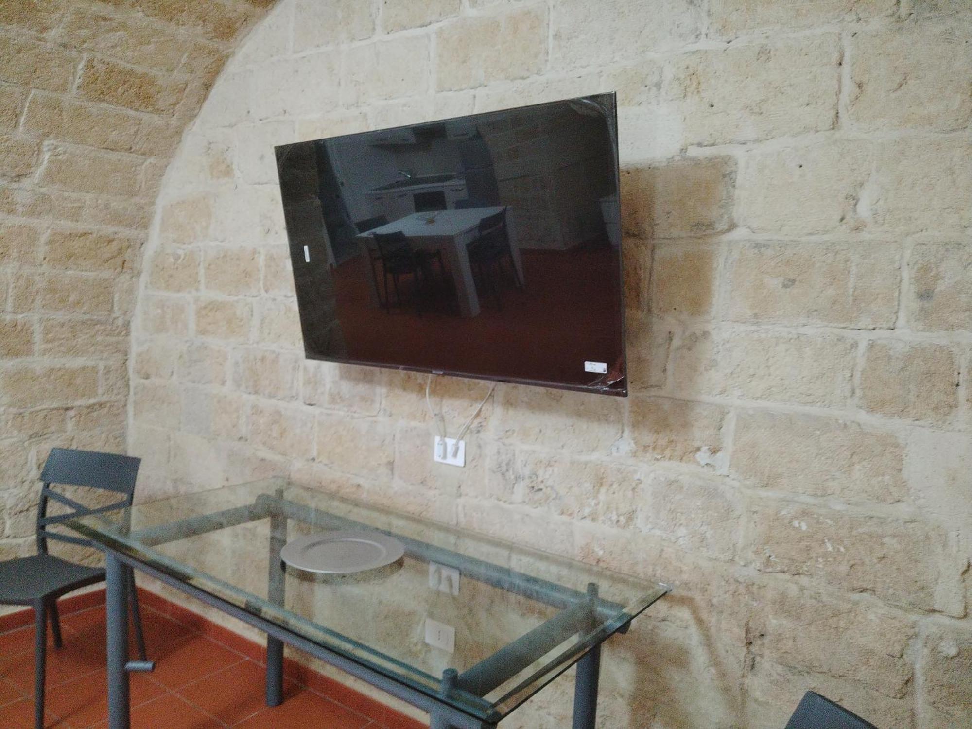 Casa Vacanza Nel Cuore Della Pietra Barletta Kültér fotó